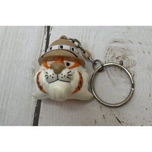 Vintage 1997 Exxon Corp Put A Tiger In Your Tank Promotion Keychain 1” VGUC